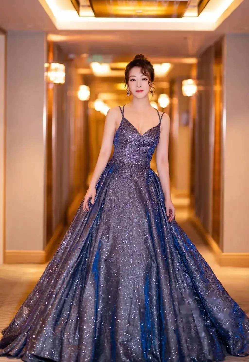 新元素老板_元素旗舰店_时尚元素老板