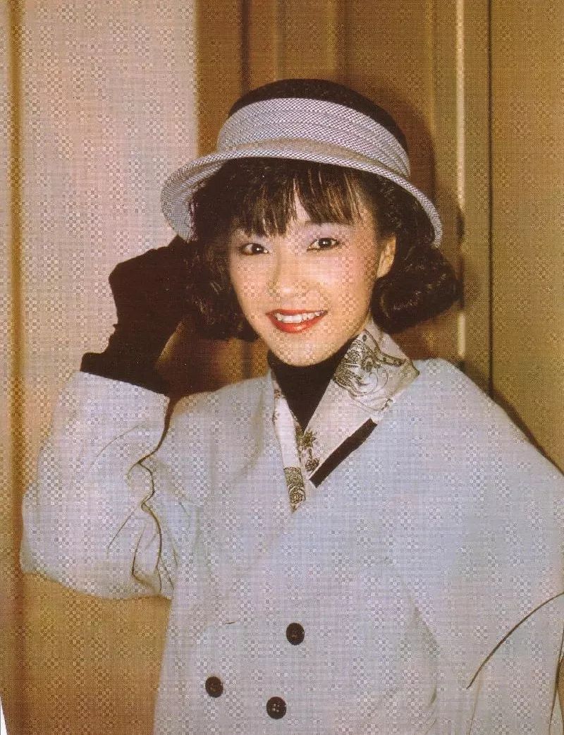 80年代的时尚偶像_偶像时尚年代排名_时尚偶像的诞生