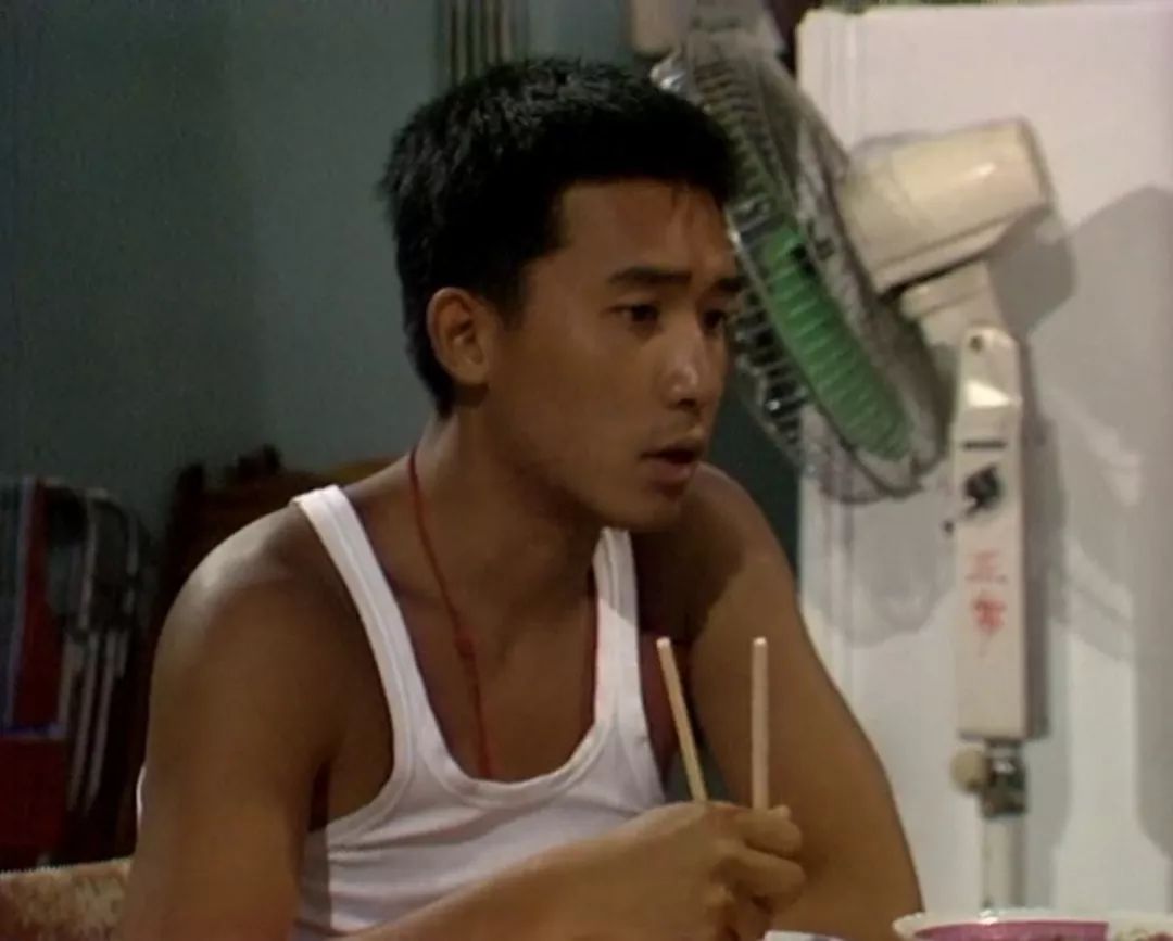 偶像时尚年代排名_时尚偶像的诞生_80年代的时尚偶像