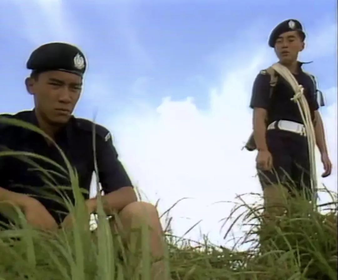 时尚偶像的诞生_偶像时尚年代排名_80年代的时尚偶像