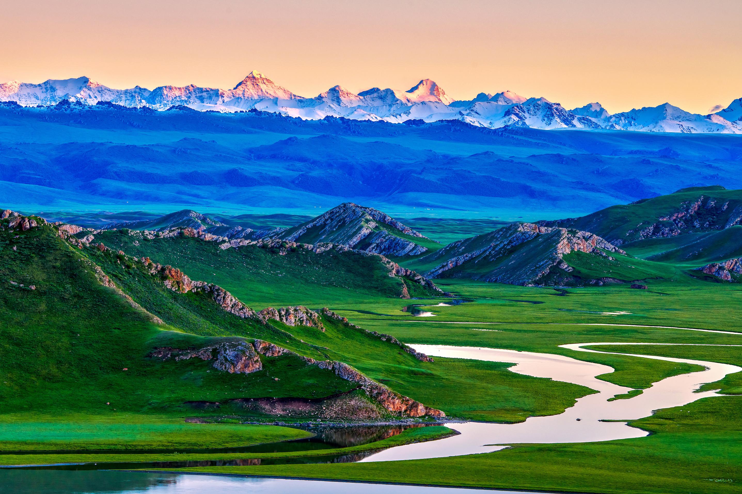 新疆伊犁旅游攻略_新疆伊犁游玩攻略_新疆伊犁旅游景点攻略