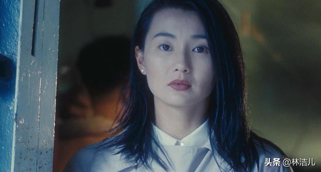 口红款式图_口红时尚图片大全_口红时尚图片