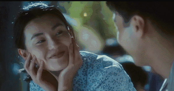 口红款式图_口红时尚图片_口红时尚图片大全