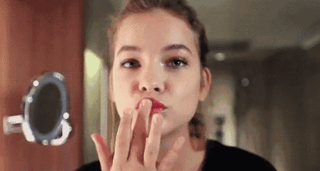 口红款式图_口红时尚图片_口红时尚图片大全