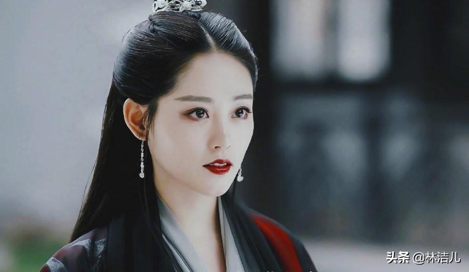 口红款式图_口红时尚图片大全_口红时尚图片