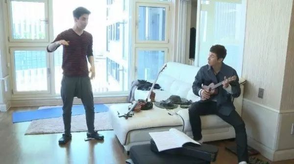 跟韩星学时尚韩语_韩语时尚怎么说_韩文时尚潮流怎么写