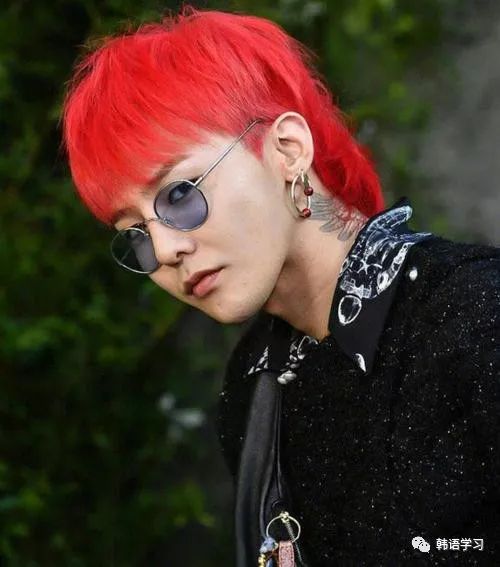 韩文时尚潮流怎么写_韩文时尚_跟韩星学时尚韩语