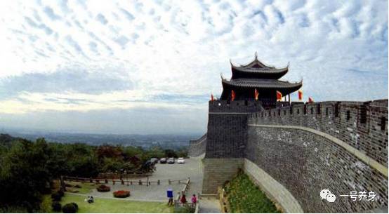 常熟虞山一日游攻略_常熟虞山旅游攻略_常熟虞山风景名胜区