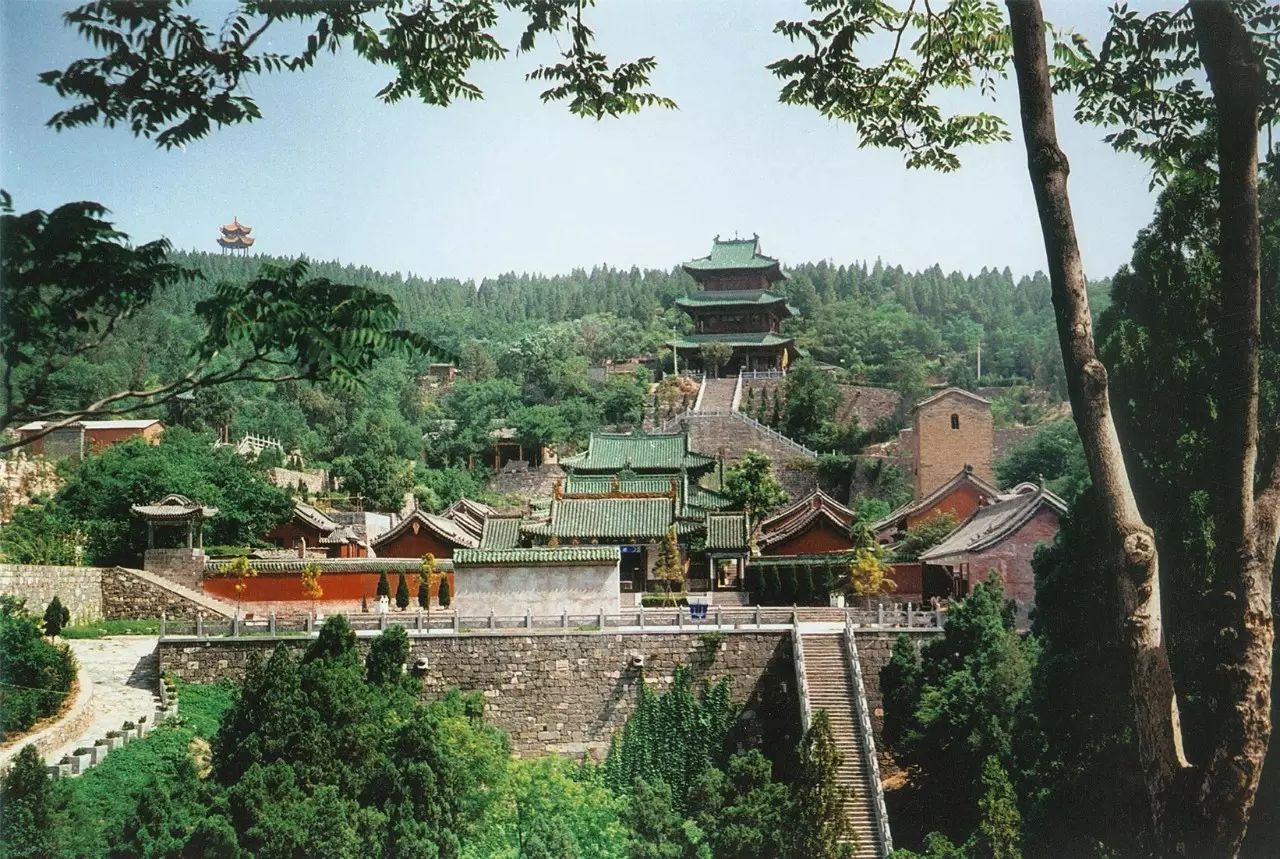 洛阳青天河风景区在哪_洛阳到青天河风景区旅游攻略_洛阳青旅旅游线路