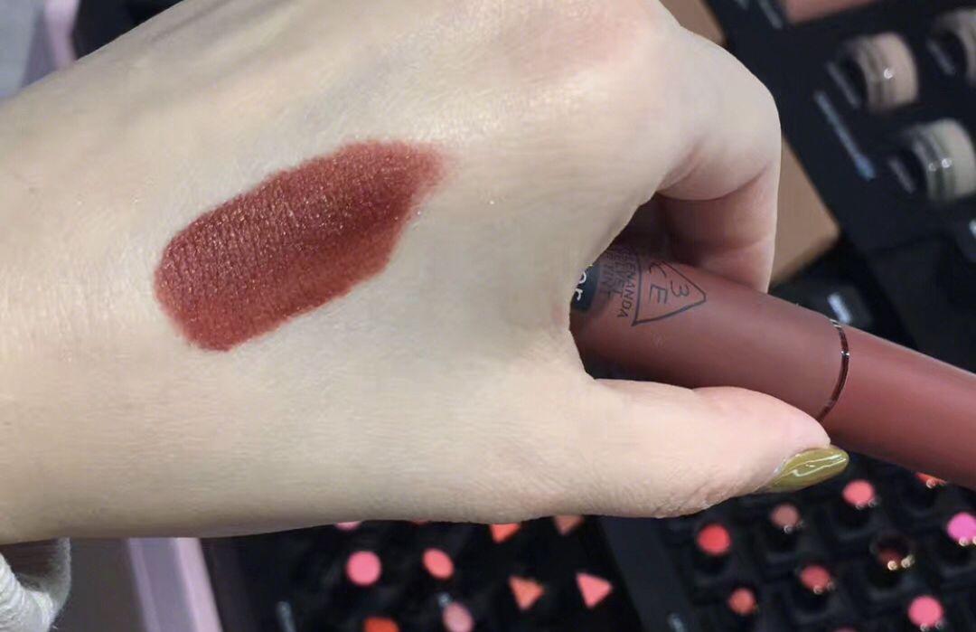 口红时尚图片_口红时尚图片高清_口红时尚图片素材