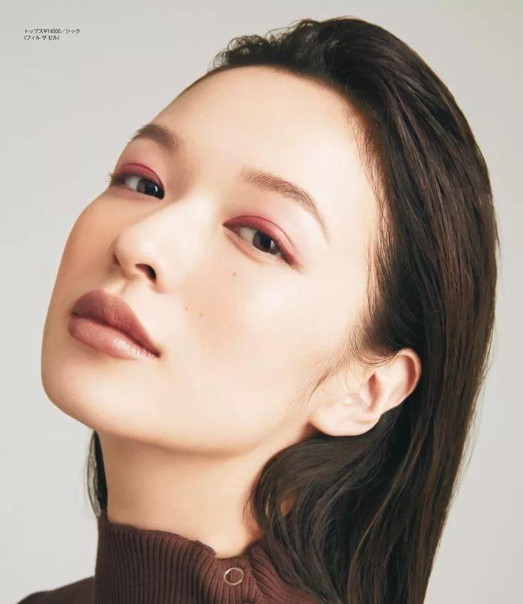 口红时尚图片_口红时尚图片高清_口红时尚图片素材