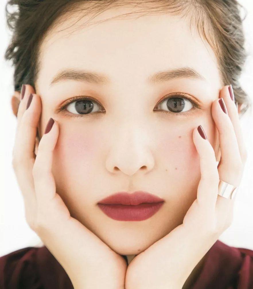 口红时尚图片素材_口红时尚图片_口红时尚图片高清