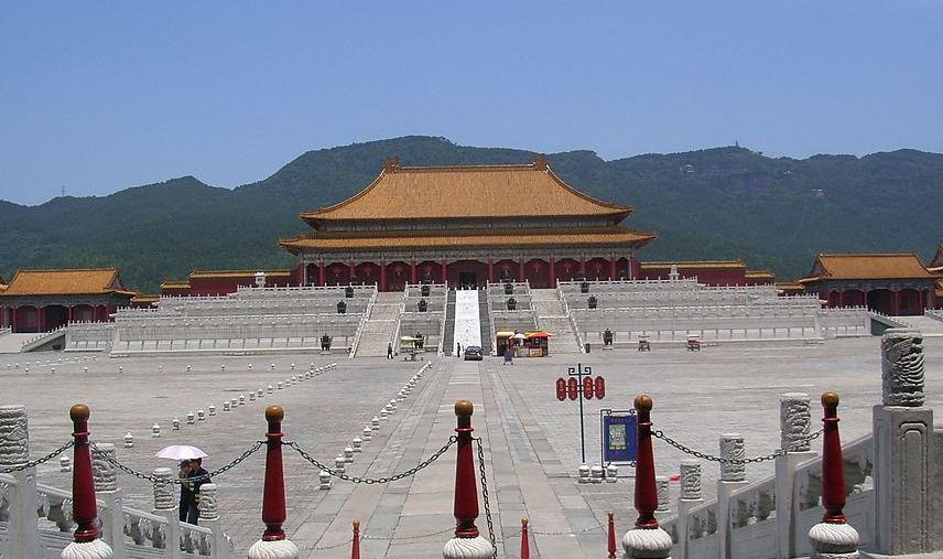 攻略横店日游旅游的地方_横店游玩攻略2日游_横店旅游攻略一日游