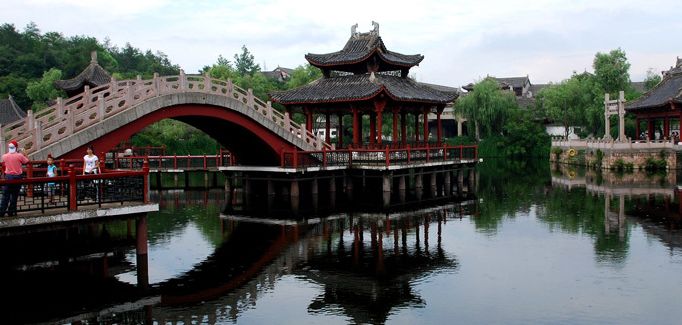 横店旅游攻略一日游_攻略横店日游旅游的地方_横店游玩攻略2日游