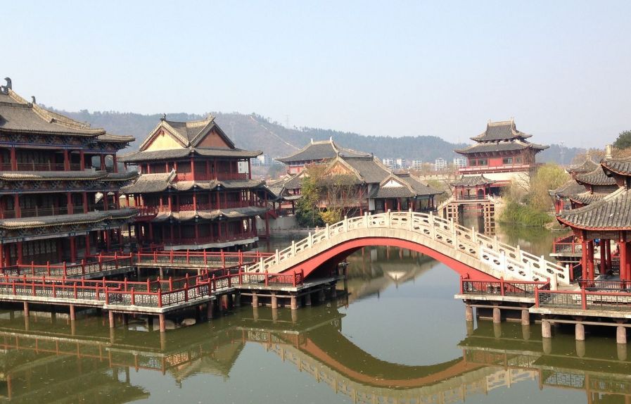 横店游玩攻略2日游_横店旅游攻略一日游_攻略横店日游旅游的地方