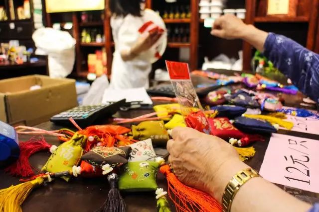 杭州和乌镇旅游攻略_乌镇攻略杭州旅游团_乌镇的旅游攻略