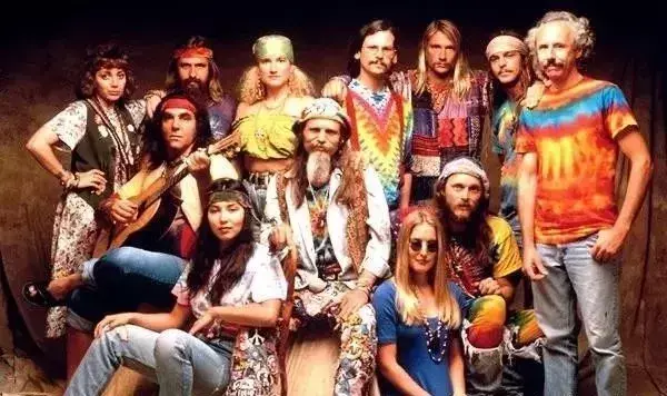 时尚年代盘点_70年代的时尚_时尚年代女装官网