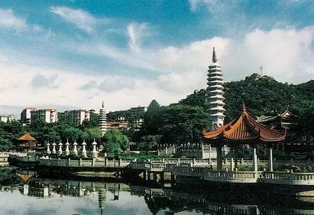 厦门旅游武夷山必去吗_厦门武夷山旅游攻略_厦门武夷山旅游景点