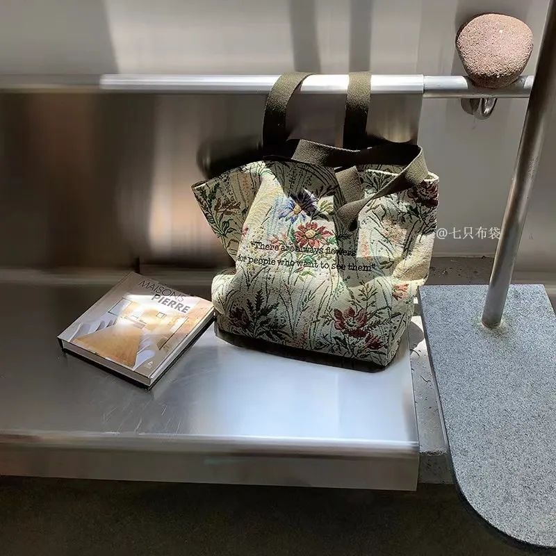 包包印花时尚单肩女包-印花系列肩背包(图12) 印花系列肩背包_印花女双肩背包_包包印花时尚单肩女包