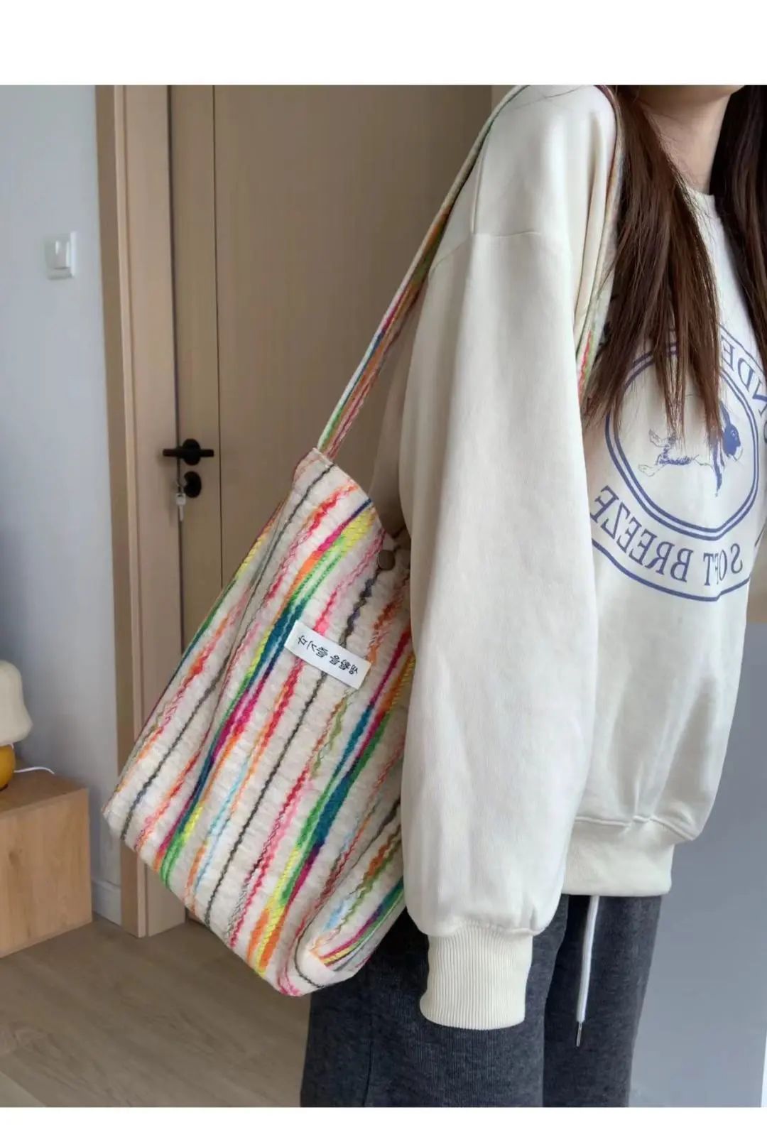 包包印花时尚单肩女包-印花系列肩背包(图29) 包包印花时尚单肩女包_印花女双肩背包_印花系列肩背包