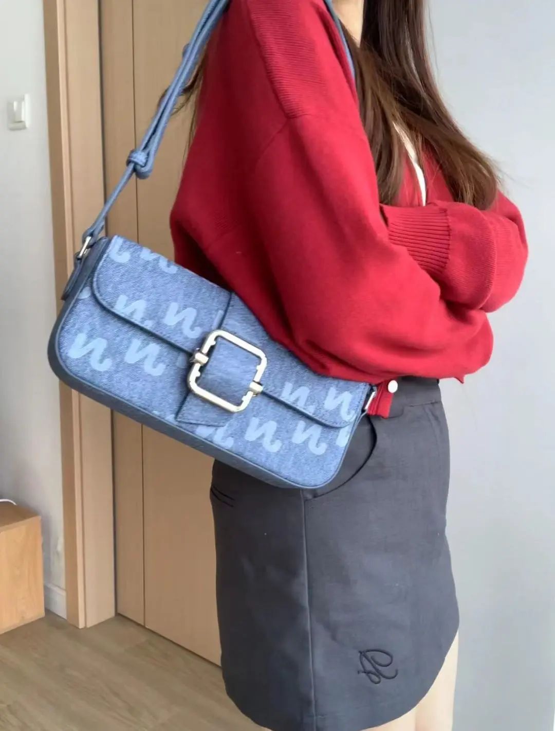 包包印花时尚单肩女包-印花系列肩背包(图5) 包包印花时尚单肩女包_印花系列肩背包_印花女双肩背包