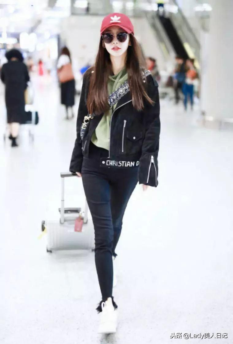 冬天时尚帽子-冬天帽子街拍(图11) 冬天帽子街拍_时尚帽子教程全部视频冬季_冬天时尚帽子