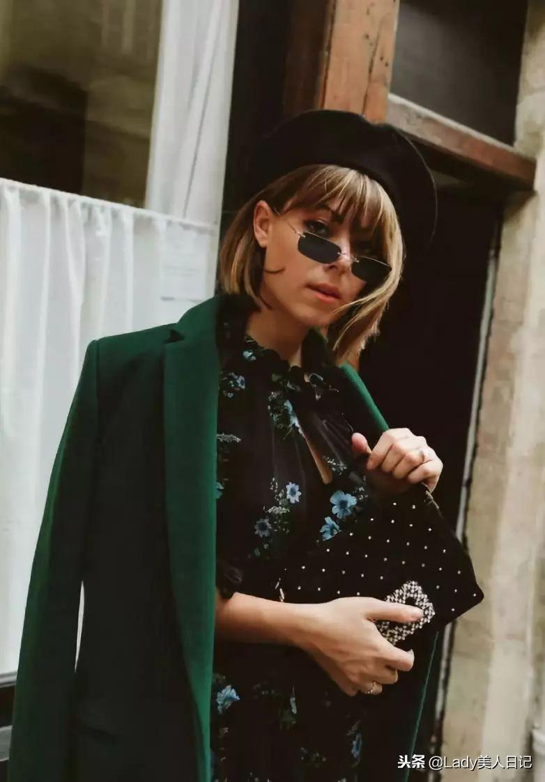 冬天时尚帽子-冬天帽子街拍(图7) 时尚帽子教程全部视频冬季_冬天时尚帽子_冬天帽子街拍