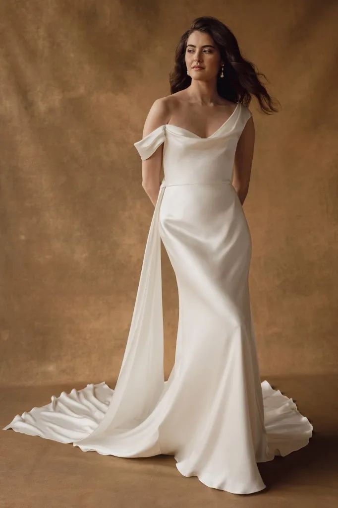 2024时尚晚礼服-2020晚礼服系列(图15) 2024时尚晚礼服_2020晚礼服系列_2022礼服