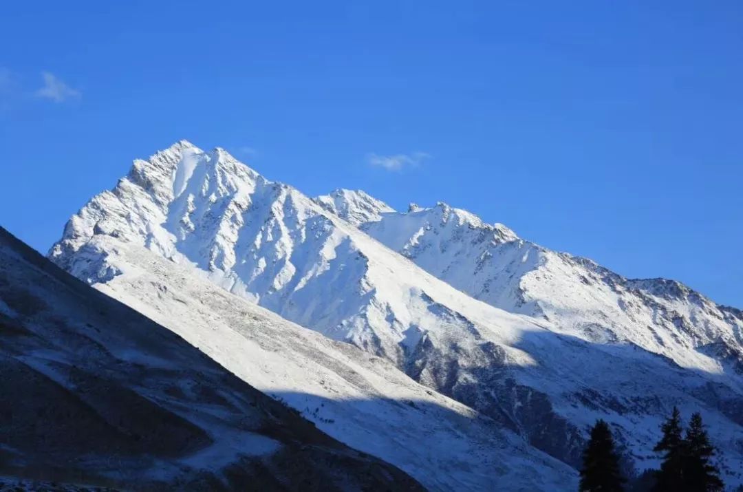 新疆天山旅游攻略_九江湖口天山旅游攻略_贵港平天山旅游攻略