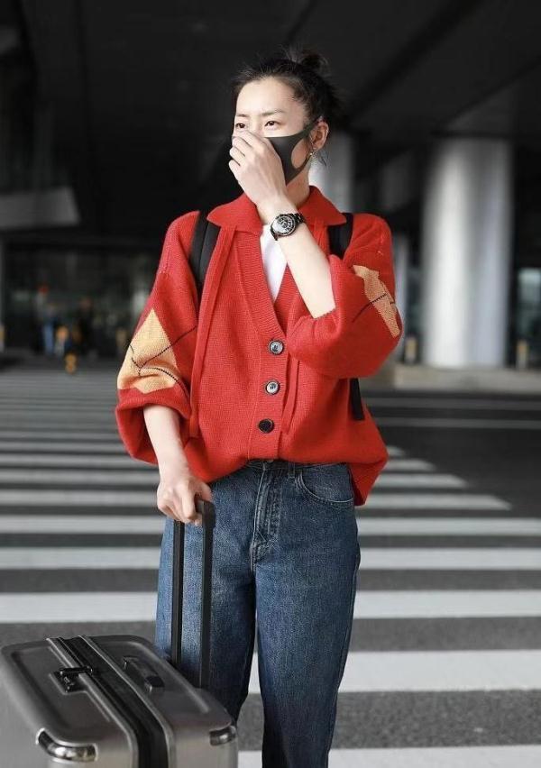 开衫的时尚搭配图片-搭配时尚图片开衫男(图3) 搭配衣服图片女装2020_开衫的时尚搭配图片_搭配时尚图片开衫男