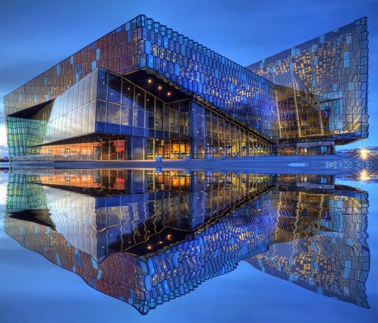 寻找北极光｜冰岛旅游攻略_冰岛的北极光有什么特点_攻略冰岛寻找旅游北极光的地方