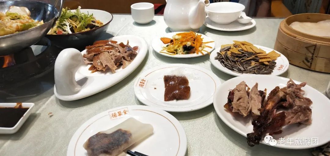 八达岭长城到十三陵旅游攻略_八达岭长城去十三陵怎么坐车_八达岭长城到十三陵多远