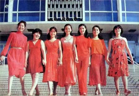 潮流时装设计少男服饰造型_潮流服饰时尚触手可及_触手衣服怎么获得