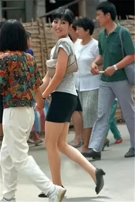 潮流服饰时尚触手可及_触手衣服怎么获得_潮流时装设计少男服饰造型