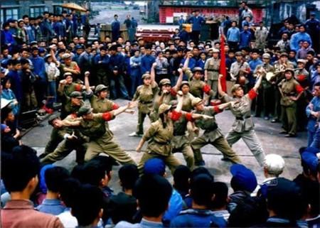 潮流服饰时尚触手可及_触手衣服怎么获得_潮流时装设计少男服饰造型