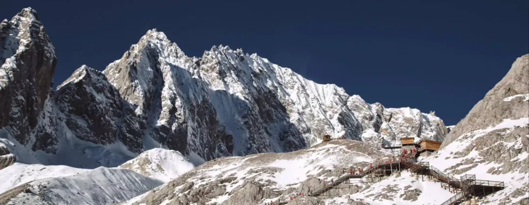 玉龙雪山雪山_玉龙雪山了旅游攻略_玉龙雪山山路