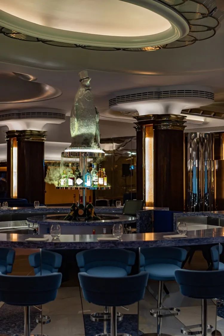 韦恩服装定制_韦恩时尚纹绣公司_韦恩时尚招聘