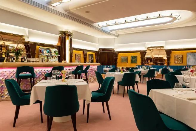 韦恩服装定制_韦恩时尚招聘_韦恩时尚纹绣公司