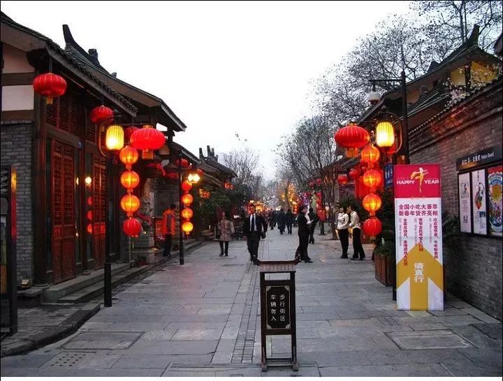 重庆天坑地缝景点视频_重庆天坑景区介绍_重庆天坑地缝旅游攻略