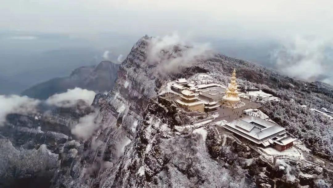 成都到峨眉山乐山旅游攻略_成都到峨眉山乐山旅游攻略_成都到峨眉山乐山旅游攻略