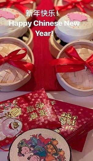 黑高跟时尚丽人-时尚丽人女装(图8) 时尚丽人女装_黑高跟时尚丽人_丽人时尚图片