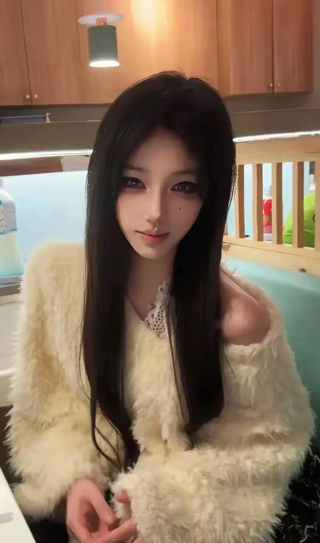 黑高跟时尚丽人-丽人鞋子是牌子吗(图11) 时尚丽人图片_丽人鞋子是牌子吗_黑高跟时尚丽人