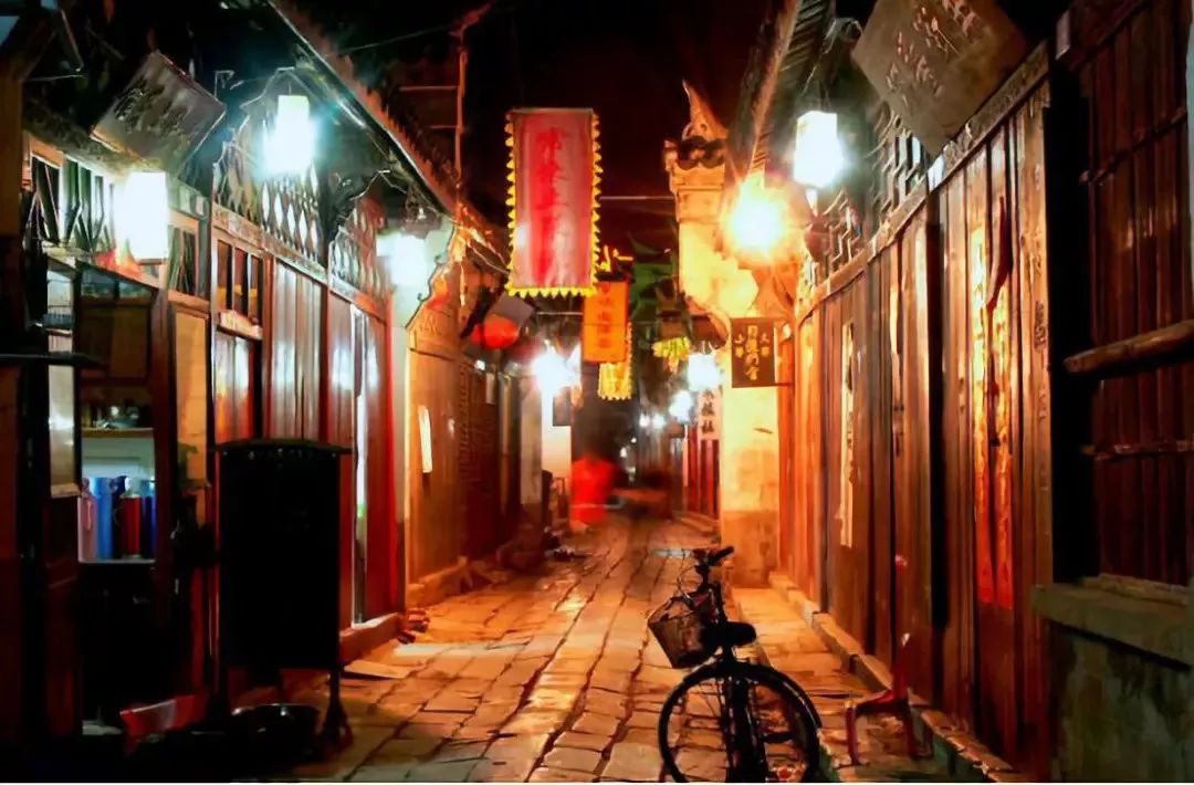 皖西大裂谷旅游攻略-皖西大裂谷现场门票多少钱(图7) 皖西大裂谷现场门票多少钱_皖西大裂谷游玩时长_皖西大裂谷旅游攻略