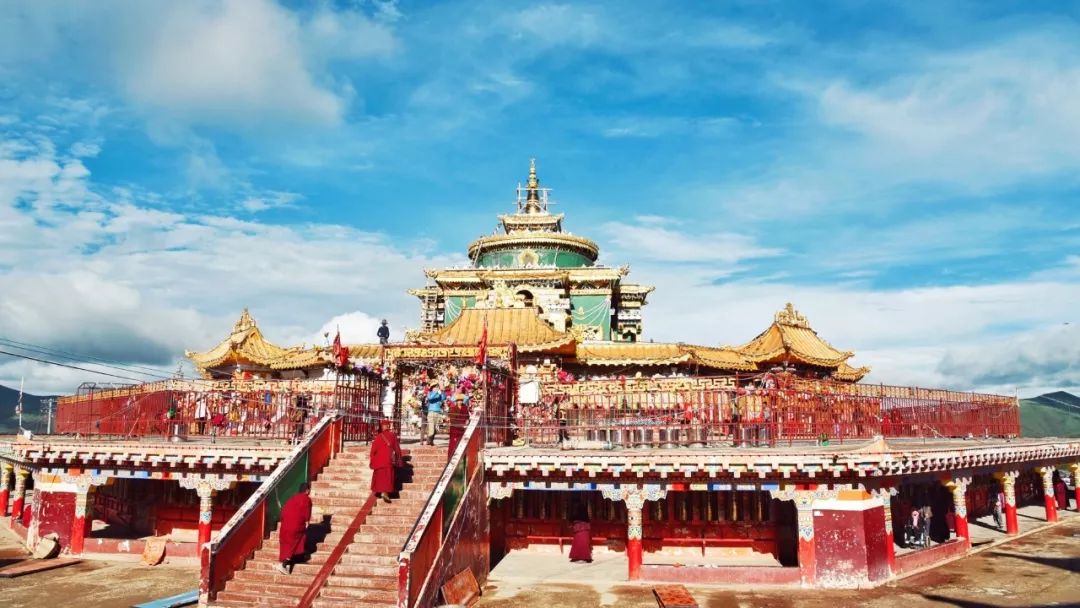 色达佛学院观景台在哪里_色达佛学院小路进去_色达佛学院旅游攻略