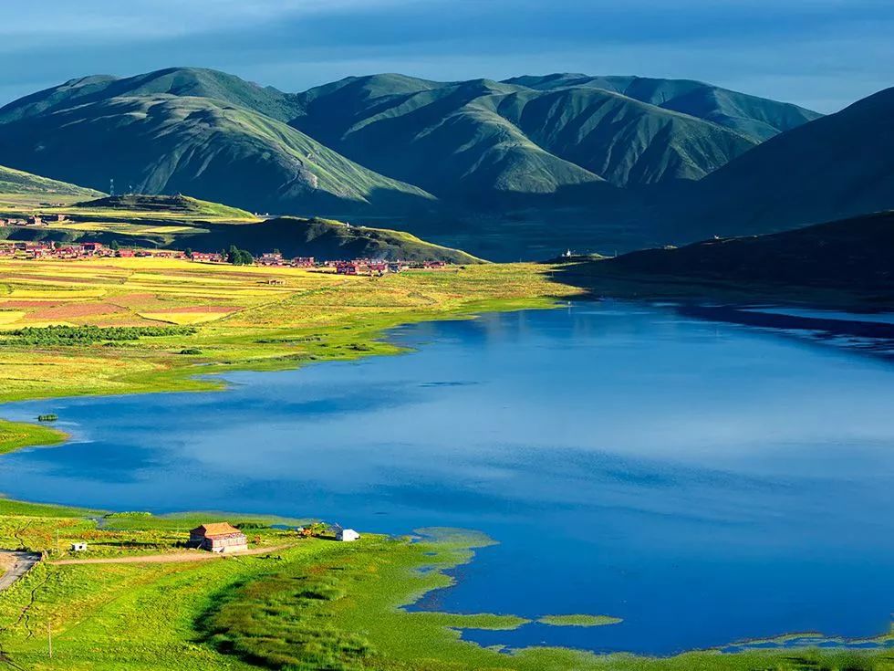 色达佛学院旅游攻略_色达佛学院小路进去_色达佛学院观景台在哪里