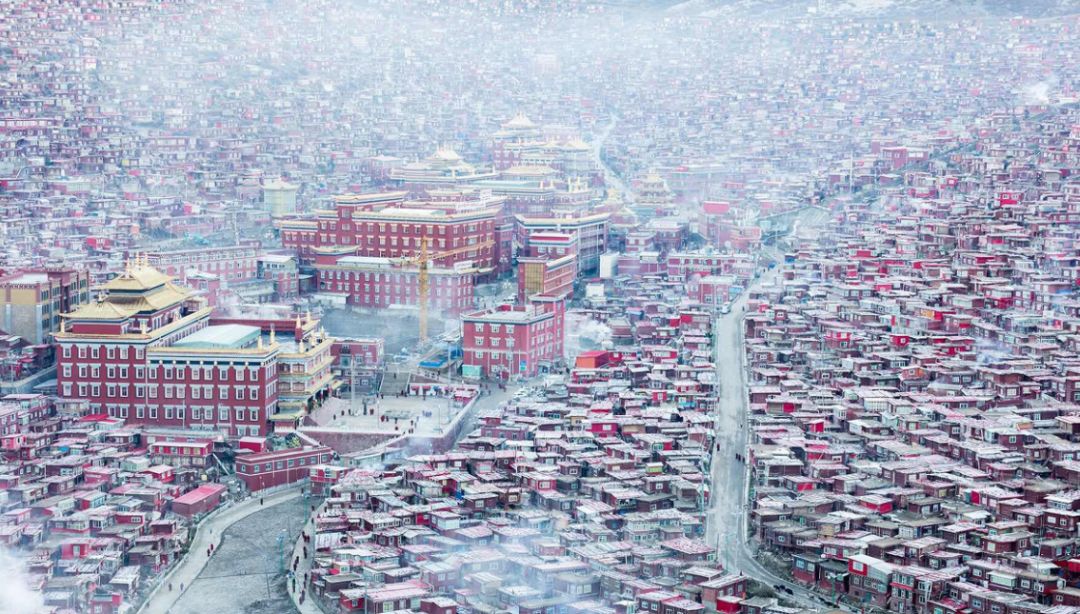 色达佛学院旅游攻略_色达佛学院观景台在哪里_色达佛学院小路进去