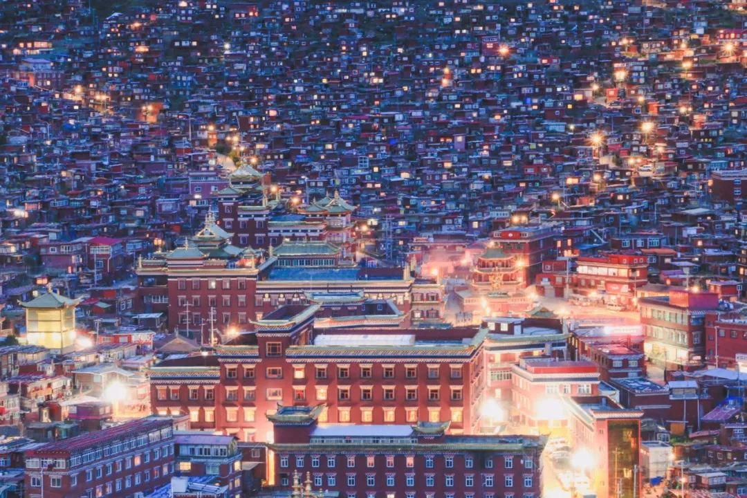 色达佛学院小路进去_色达佛学院旅游攻略_色达佛学院观景台在哪里