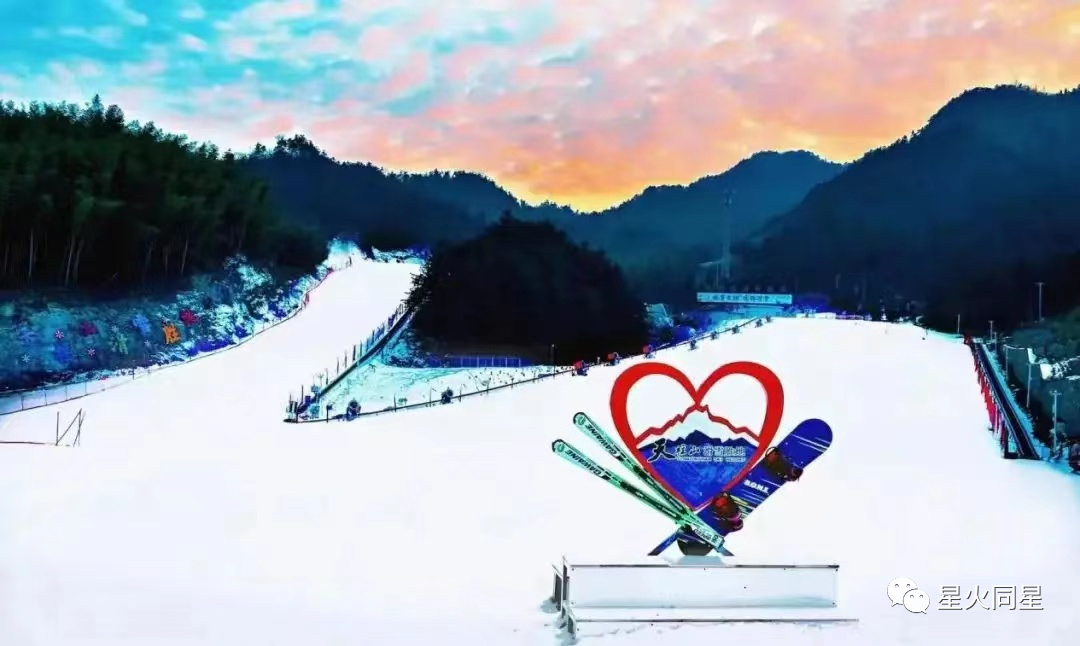 山东大学旅游景点_山大有什么好玩的地方_大别山2日旅游攻略