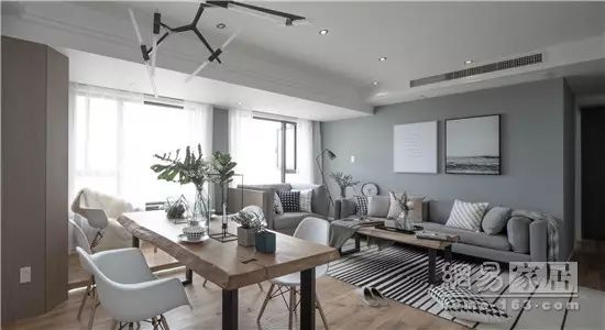 客厅时尚个性挂钟图片-2021年客厅挂钟最新款图片(图21) 客厅时尚挂画图片_2021年客厅挂钟最新款图片_客厅时尚个性挂钟图片