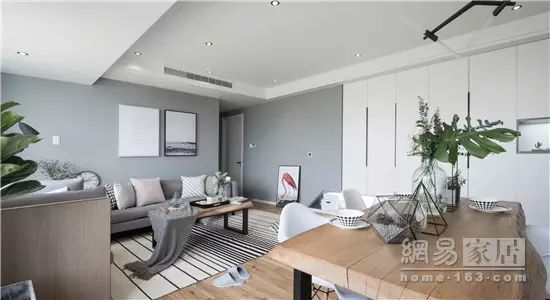 客厅时尚个性挂钟图片-2021年客厅挂钟最新款图片(图22) 客厅时尚挂画图片_2021年客厅挂钟最新款图片_客厅时尚个性挂钟图片